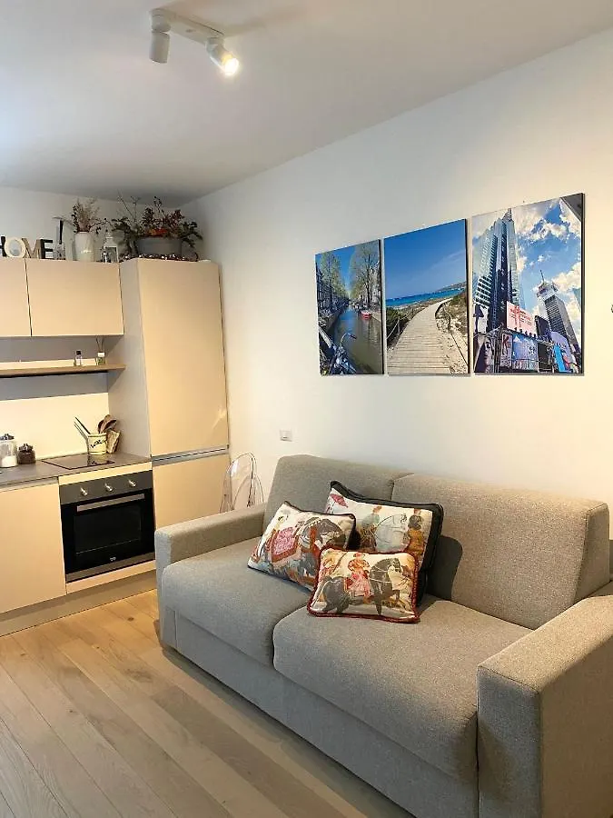 Accomodo Mim26 Monolocale Porta Venezia Apartment Milan 0*,  Italy